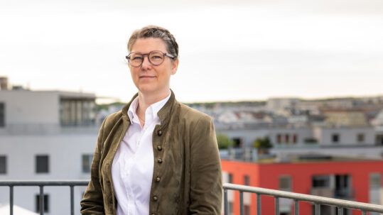 Porträt Nina Schjerve · Foto: Robert Tober